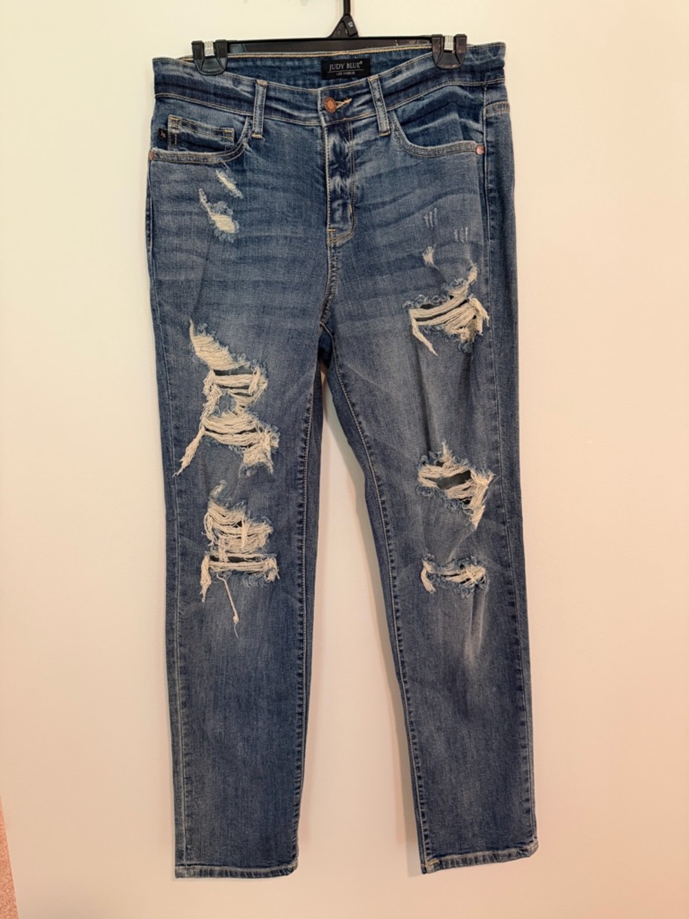 *NWOT* Judy Blue 9/29 Distressed Boyfriend Fit Jeans